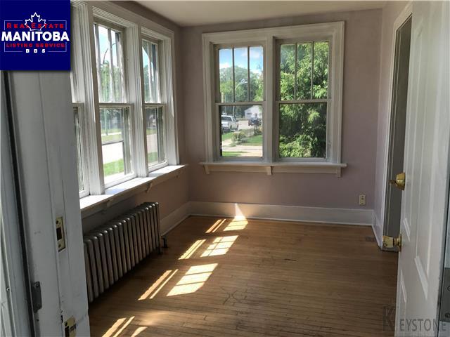 Property 165 Martin Avenue img1