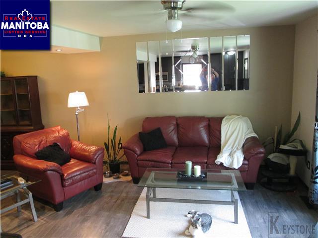 Property 1543 Magnus Avenue img1