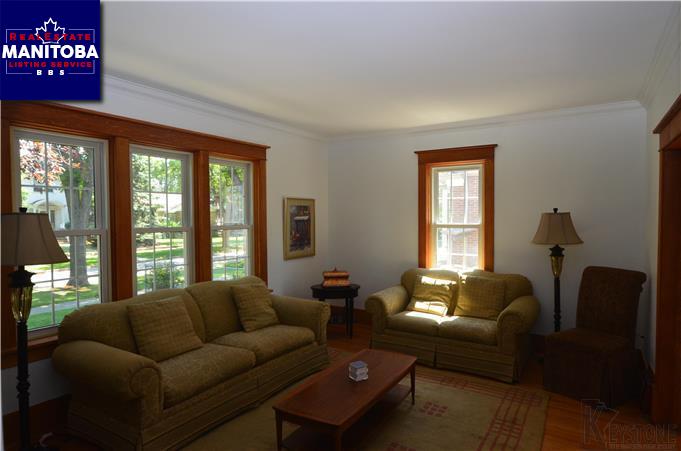 Property 185 Claremont Ave img1