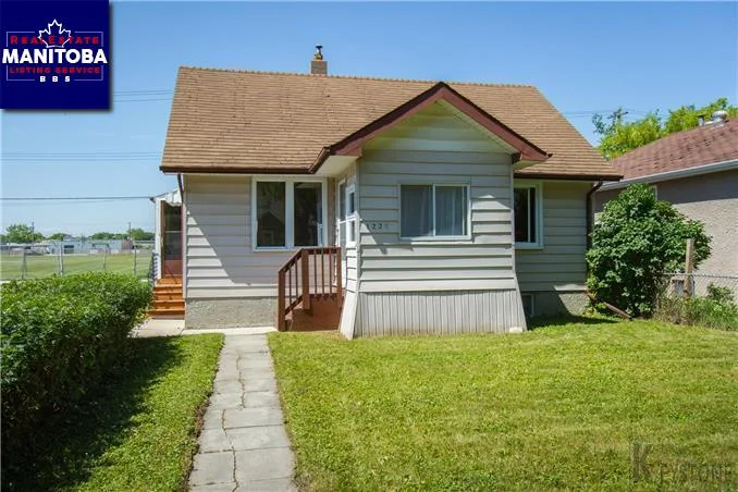 1228 Downing St, Winnipeg