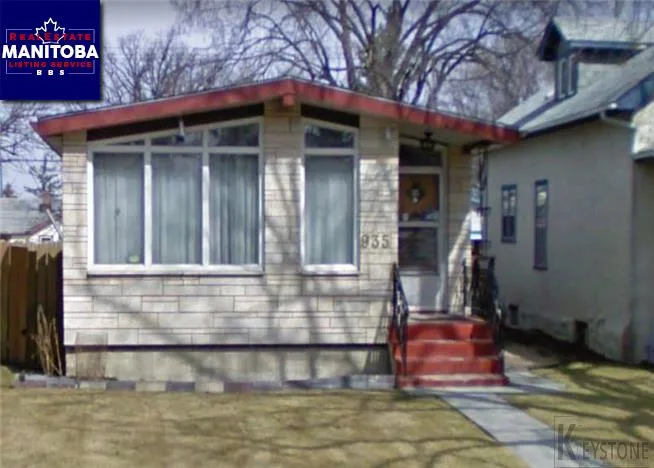 935 Merriam Blvd, Winnipeg
