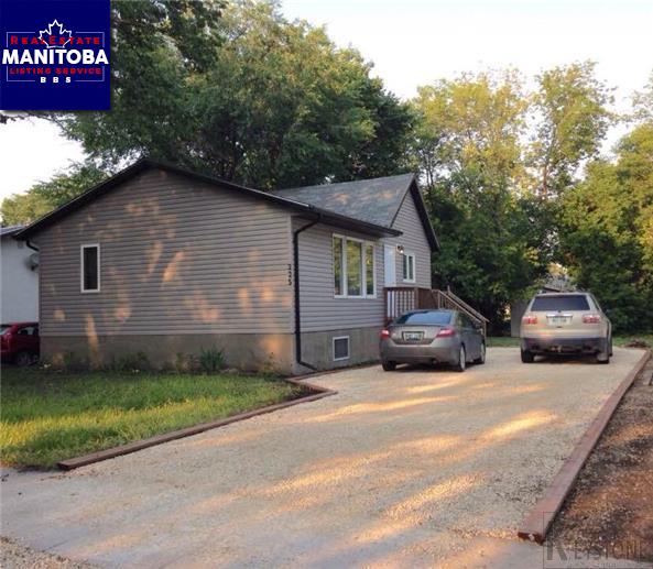 Property 225 5th St Main image
