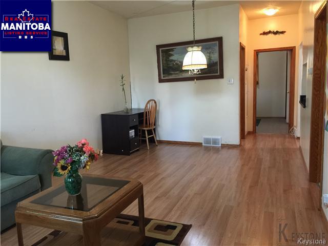 Property 758 Boyd Ave img1