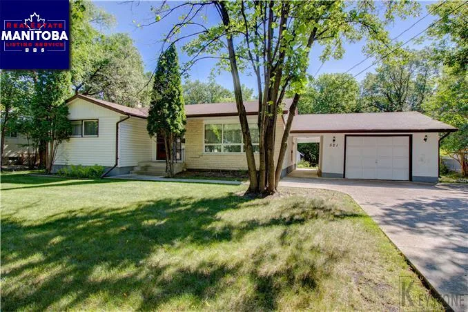 521 Coventry Rd, Winnipeg