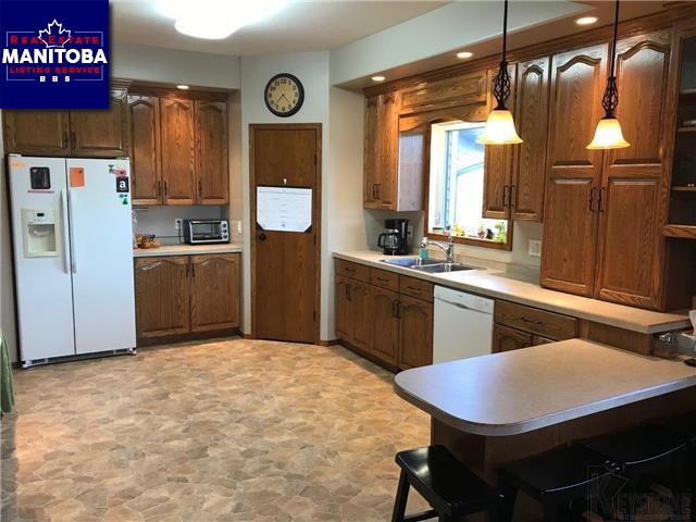 Property 56 Bonneville Cr img1