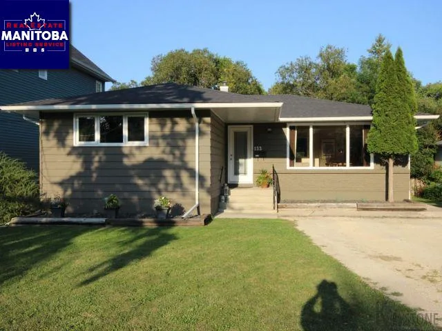133 Wexford St, Winnipeg