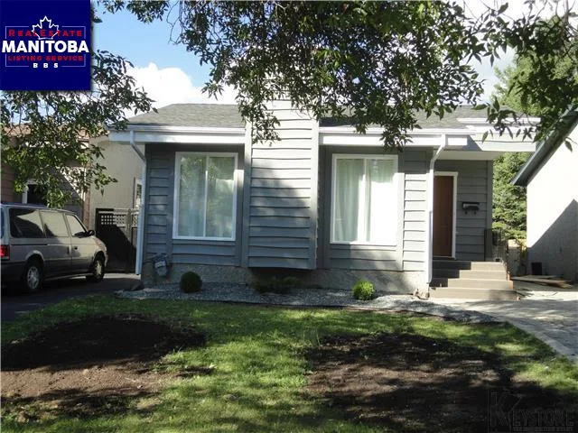 178 Thurlby Rd, Winnipeg