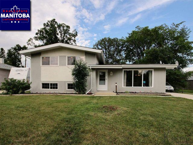 Property 12 Cabot Cr Main image