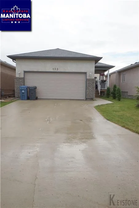 123 Paul Martin Dr