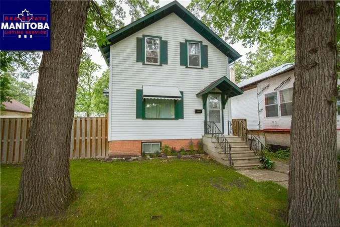 408 Albany St, Winnipeg