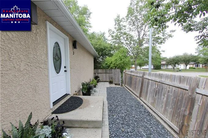 3 Rillwood Pl, Winnipeg