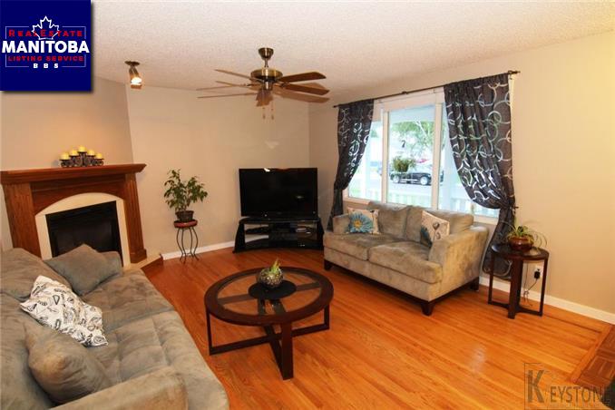 Property 5 Maplehurst Rd img1