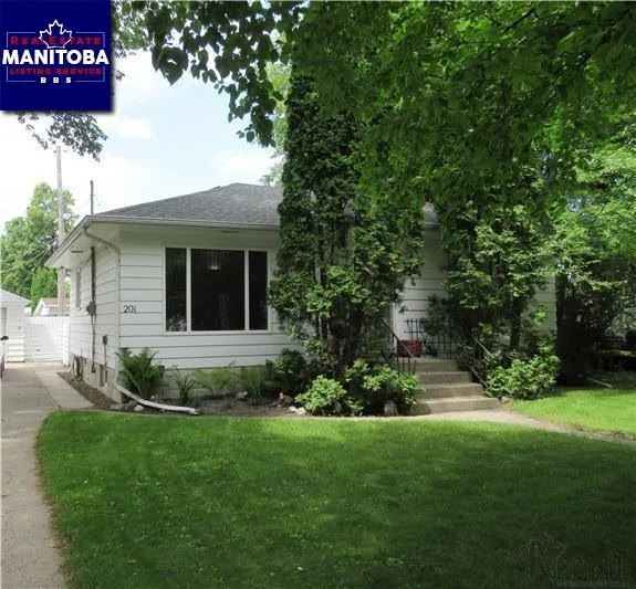 3 Bed House for Sale at 201 Eveline St, Selkirk, MB - MLS® #1721165