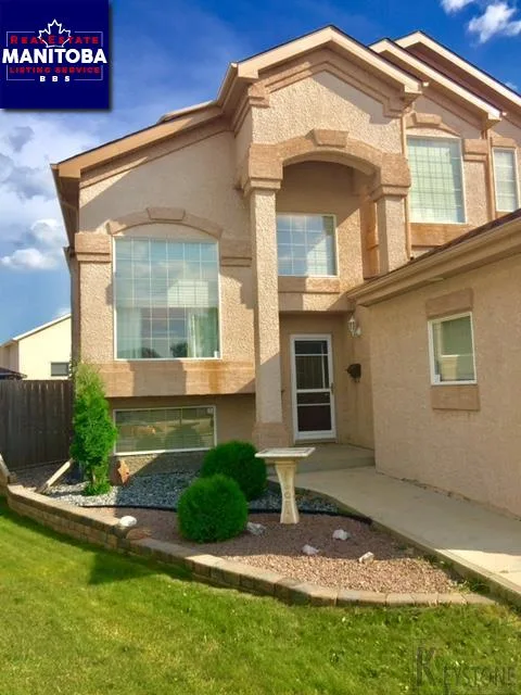 106 Julia Rd, Winnipeg