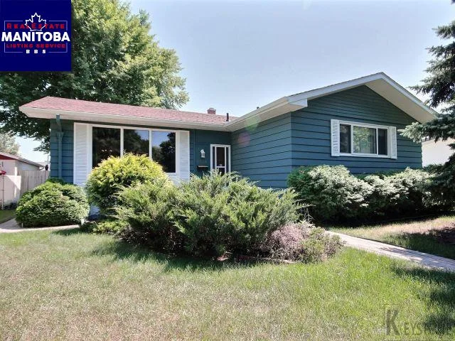 1034 Prince Rupert Ave, Winnipeg