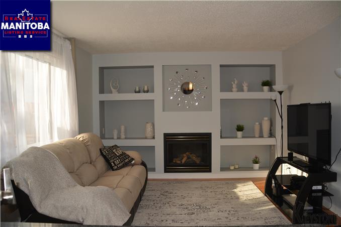 Property 146 Tweedsmuir Rd img1