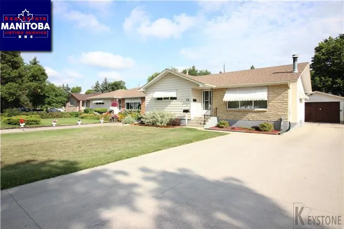 58 Amundsen Bay, Winnipeg