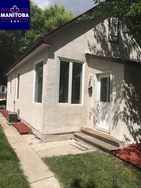 Property 851 Carter Ave img1