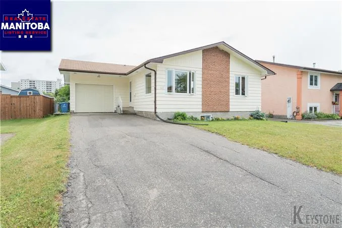 46 Maralbo Ave E, Winnipeg