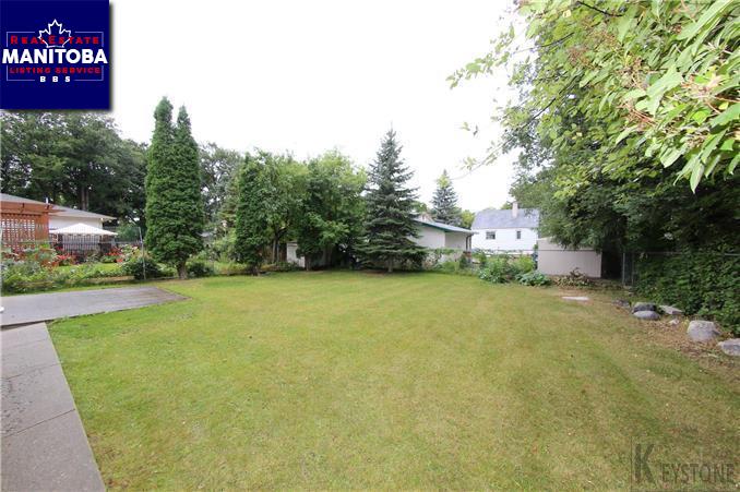 Property 377 Riel Ave img1