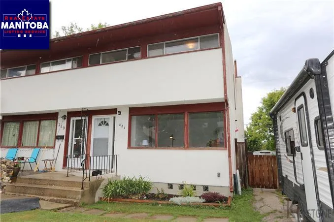 221 Berkshire Bay