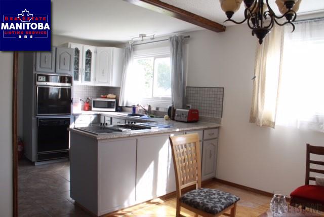 Property 7 Cornell Dr img1