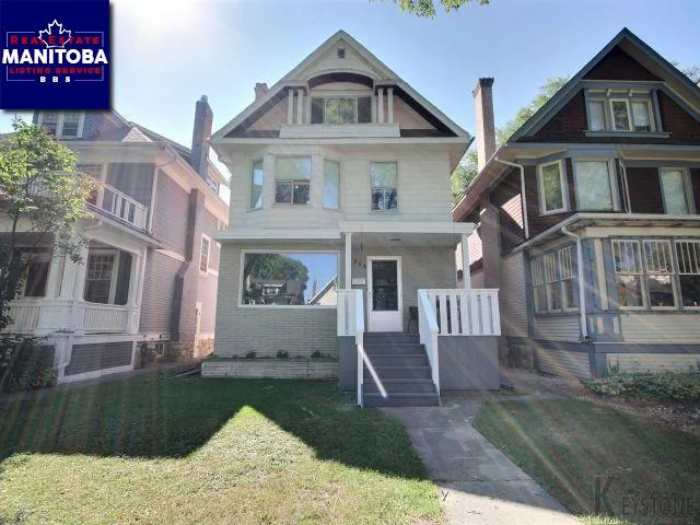906 Jessie Ave