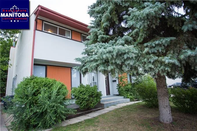 36 Berkshire Bay, Winnipeg