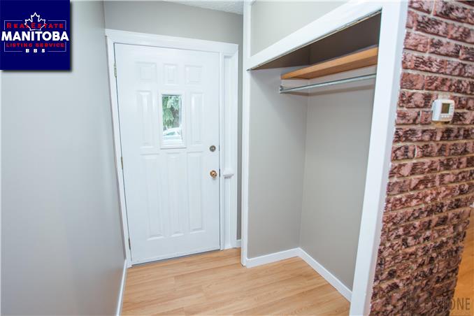 Property 36 Berkshire Bay img1