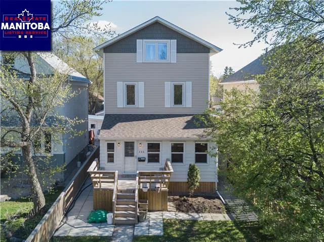 286 Eugenie St, Winnipeg