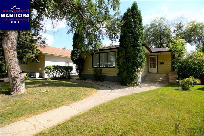 Property 1320 Valour Rd img1