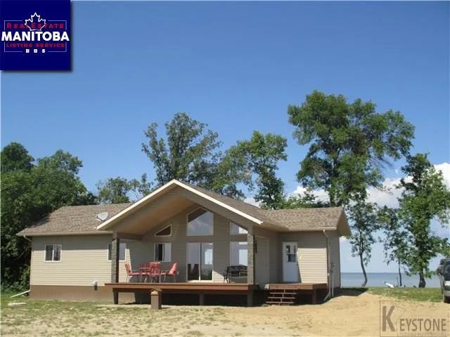 81 Bayduza Dr, Dauphin
