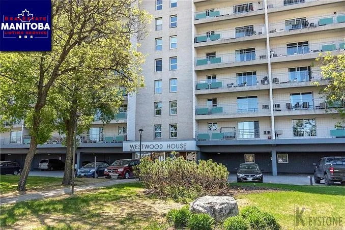 309 3200 Portage Ave, Winnipeg
