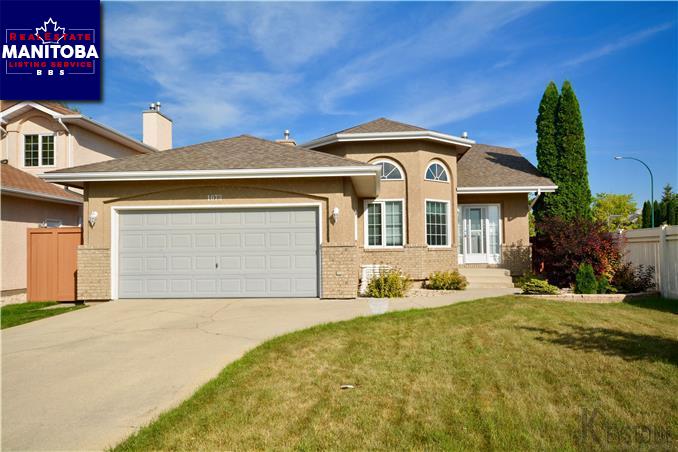 Property 1073 Scurfield Blvd Main image