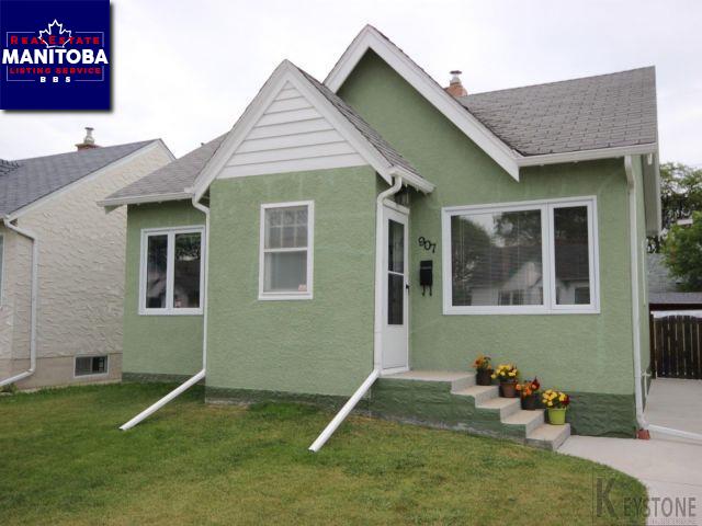 Property 907 Minto St Main image