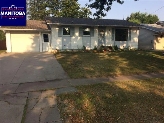 3 Bed House for Sale at 262 8th St S, Winkler, MB - MLS® #1721936