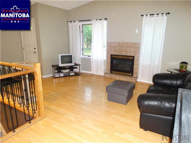 Property 10 Millwood Mdw img1