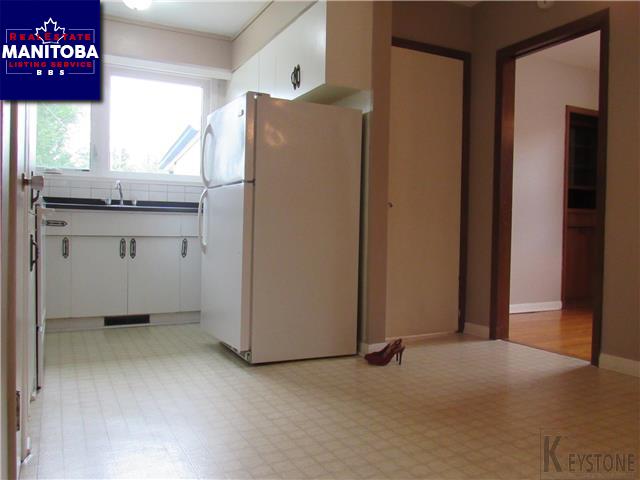 Property 520 Rouge Rd img1