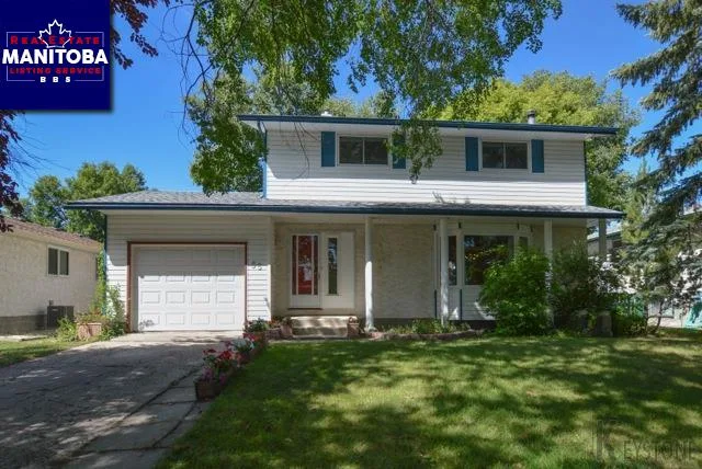 55 Newcastle Rd, Winnipeg