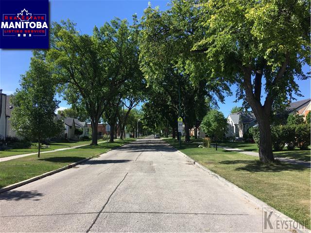 Property 581 Lansdowne Ave img1