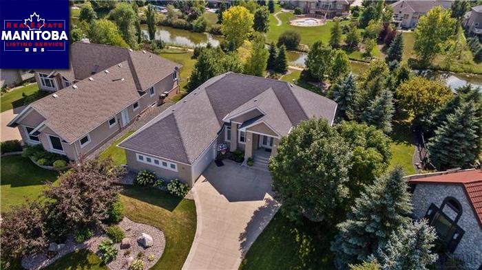 Property 39 Woodstone Dr Main image