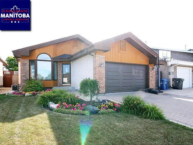 392 Fernbank Ave, Winnipeg