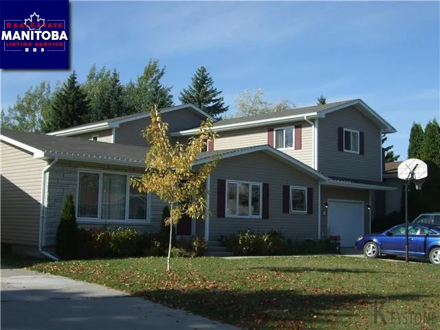 21 Hickory St, Steinbach
