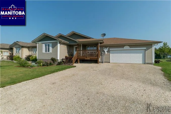 3 Bed House for Sale at 35 Lea Pl, Tyndall, MB - MLS® #1722396