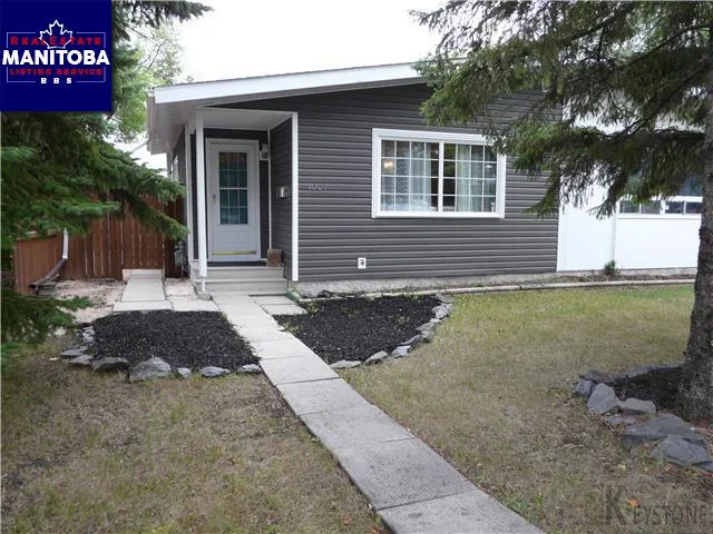1007 Cavalier Dr, Winnipeg