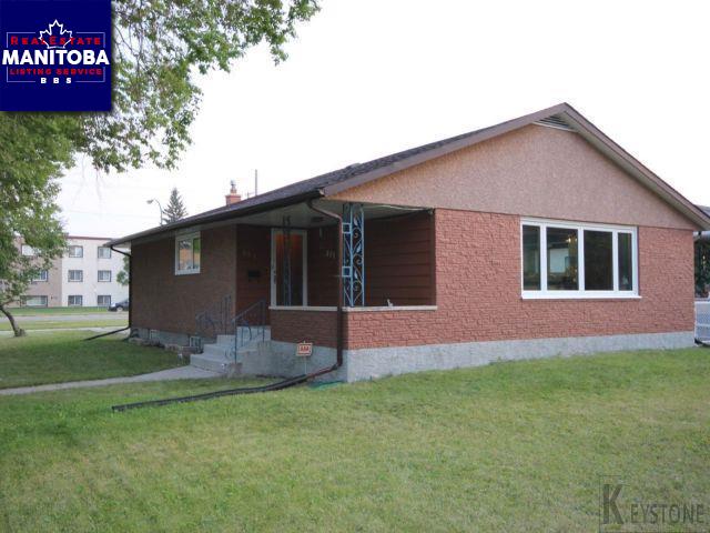 Property 851 Lanark St img1