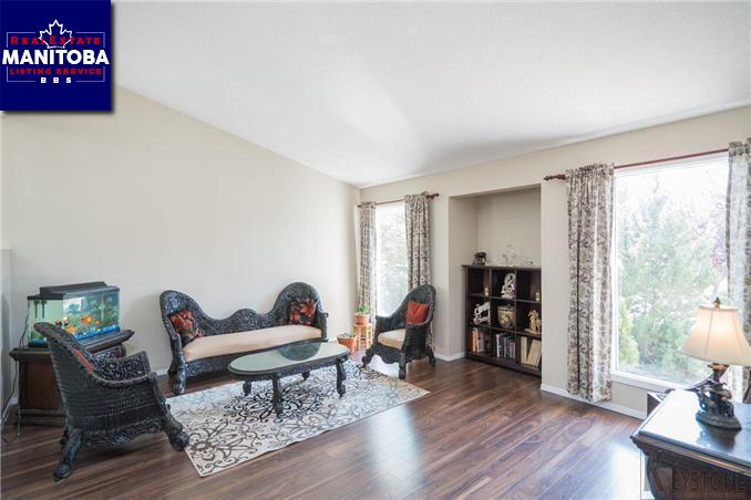 Property 58 Chaldecott Cove img1