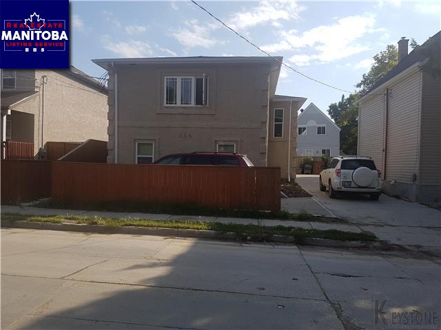 Property 1 358 Alexander Ave Main image