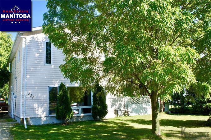 Property 324 3rd St E Main image