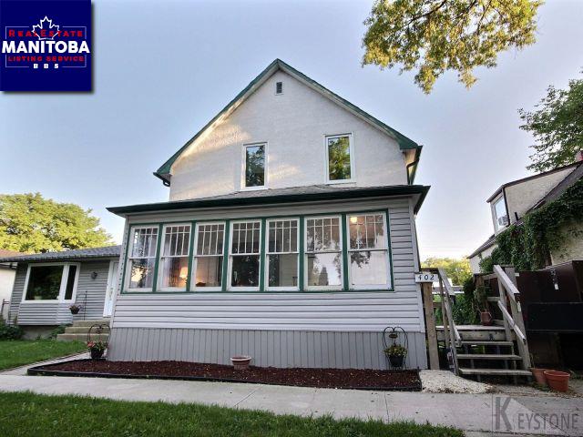 Property 402 Victoria Ave Main image